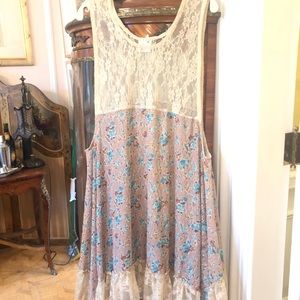 Elegant dress!